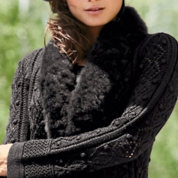 PERUVIAN Connection Black Dacha Alpaca Cardigan. Size M. P/72/A822 - Picture 2 of 14